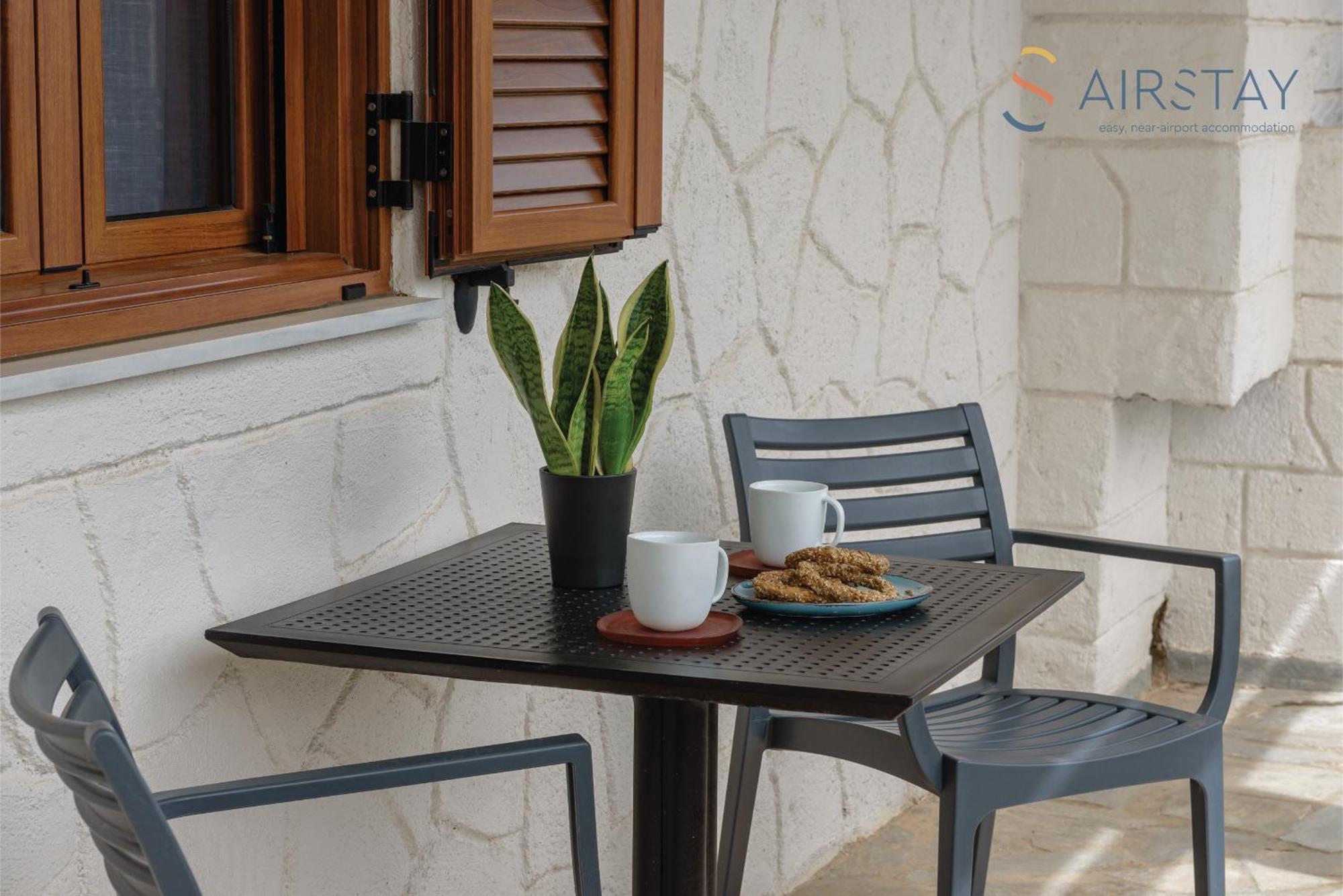 Ryze Apartments Airport By Airstay Artemida  Ngoại thất bức ảnh