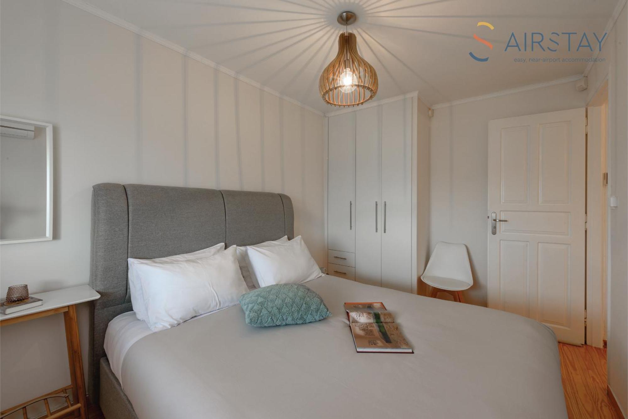 Ryze Apartments Airport By Airstay Artemida  Ngoại thất bức ảnh